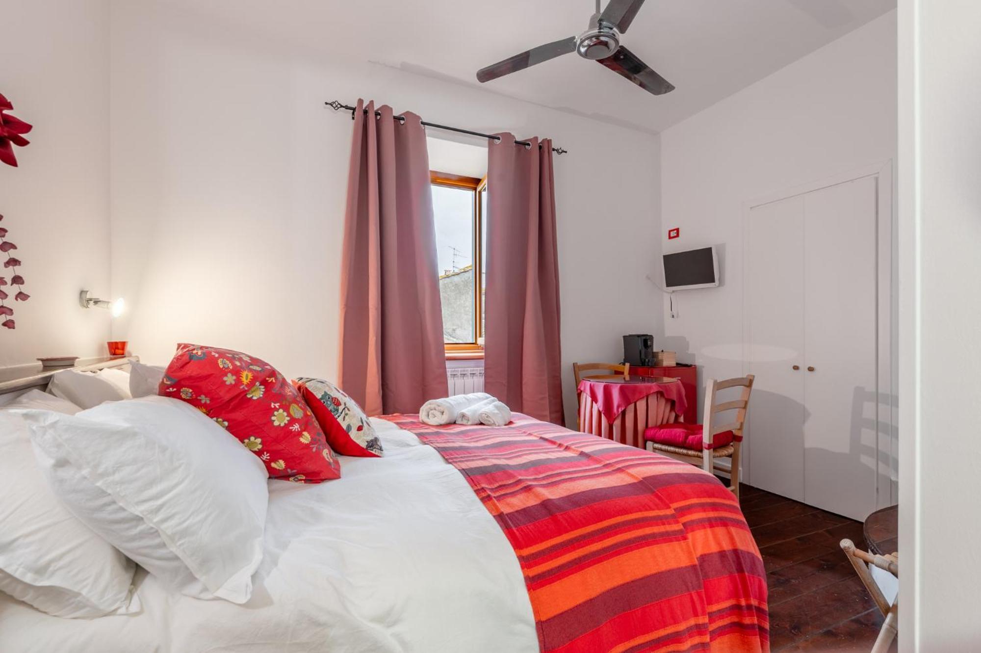 La Torretta Bed & Breakfast Tuscania Luaran gambar